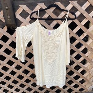 Francesca’s collection cream boho style dress
